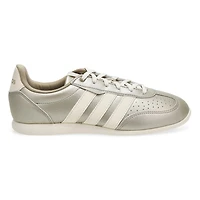 Women's Barreda Lo Low Profile Sneaker