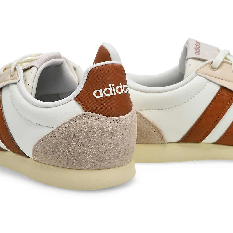 Women's Barreda Lo Low Profile Sneaker