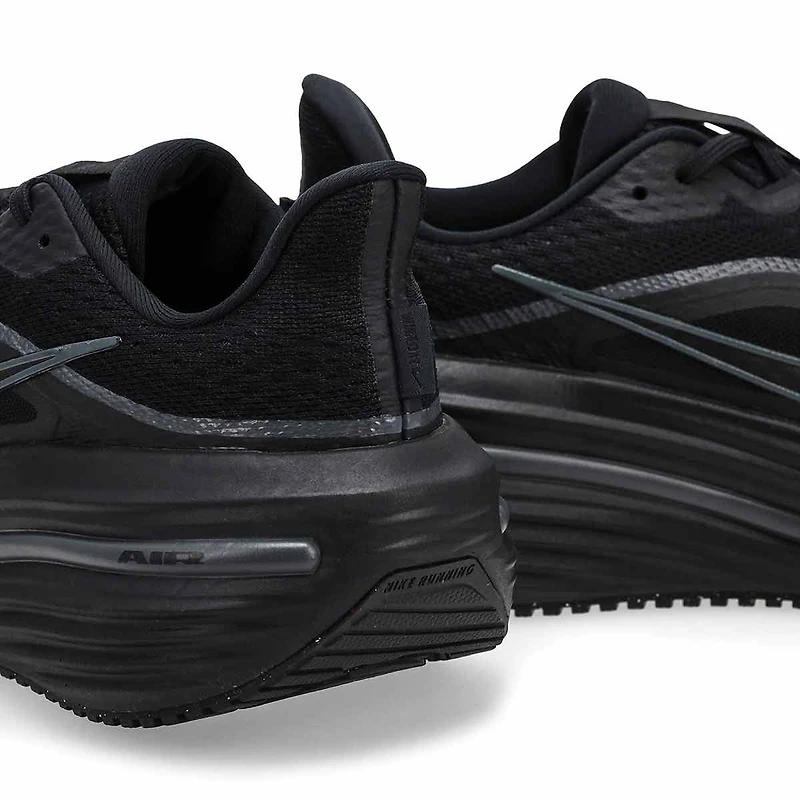 Men's Winflow 12 Performance Sneaker - Black/Black