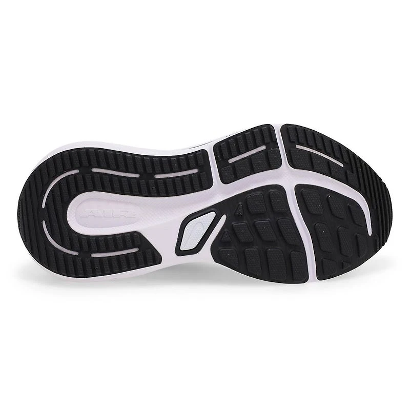 Women's Winflo 12 Performance Sneaker