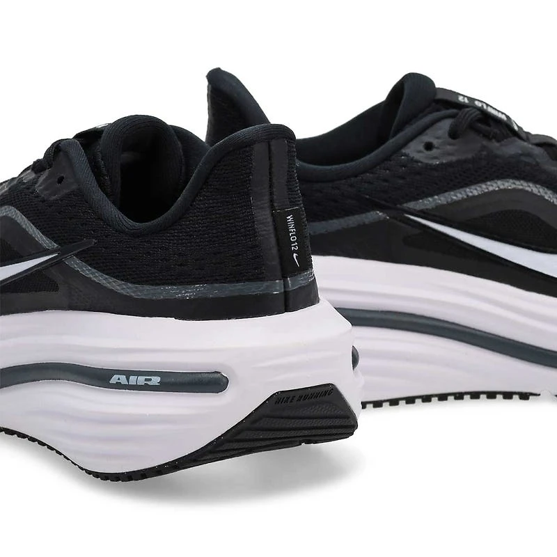 Women's Winflo 12 Performance Sneaker