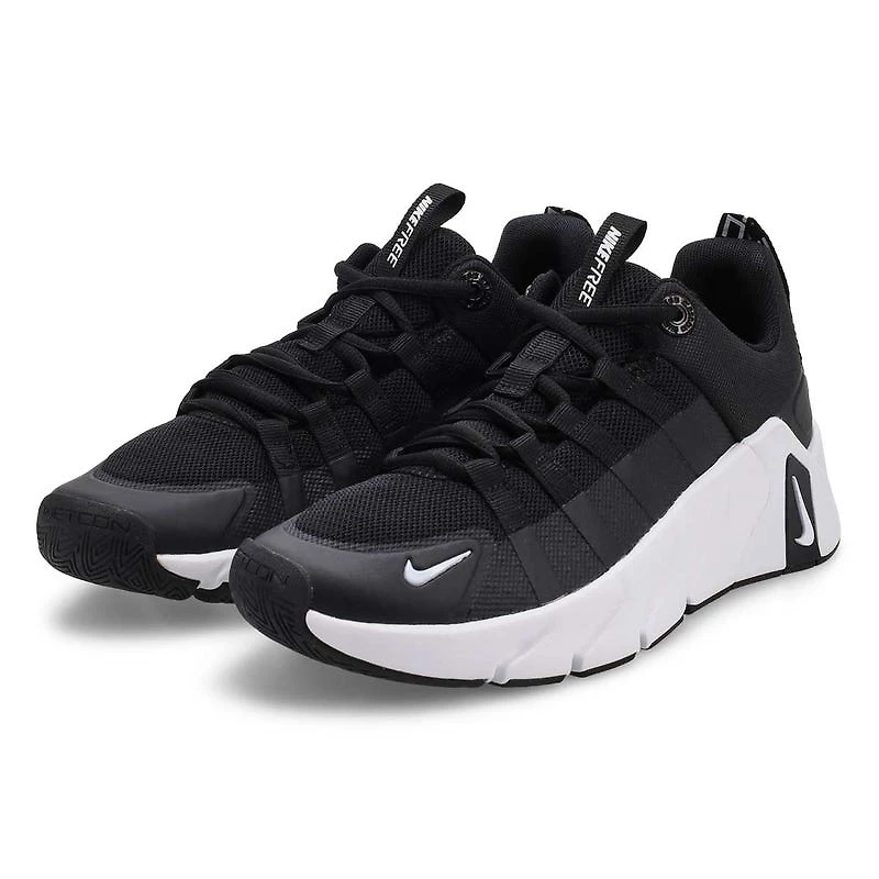 Women's Free Metcon 7 Performance Sneaker - Black