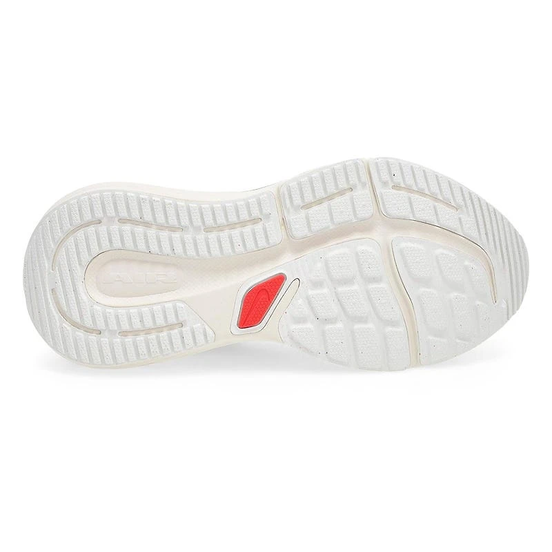 Women's Winflo 12 Performance Sneaker