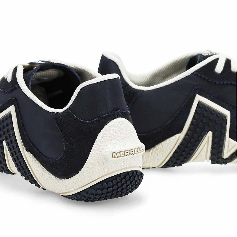 Women's Relay Fly Vent Lace Up Performance Sneake