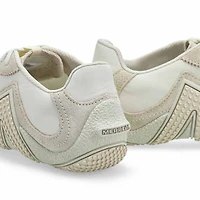 Women's Relay Fly Vent Lace Up Performance Sneake