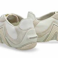 Women's Relay Fly Vent Lace Up Performance Sneake