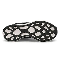 Women's Skyquest Trek Lace Up Performance Sneaker