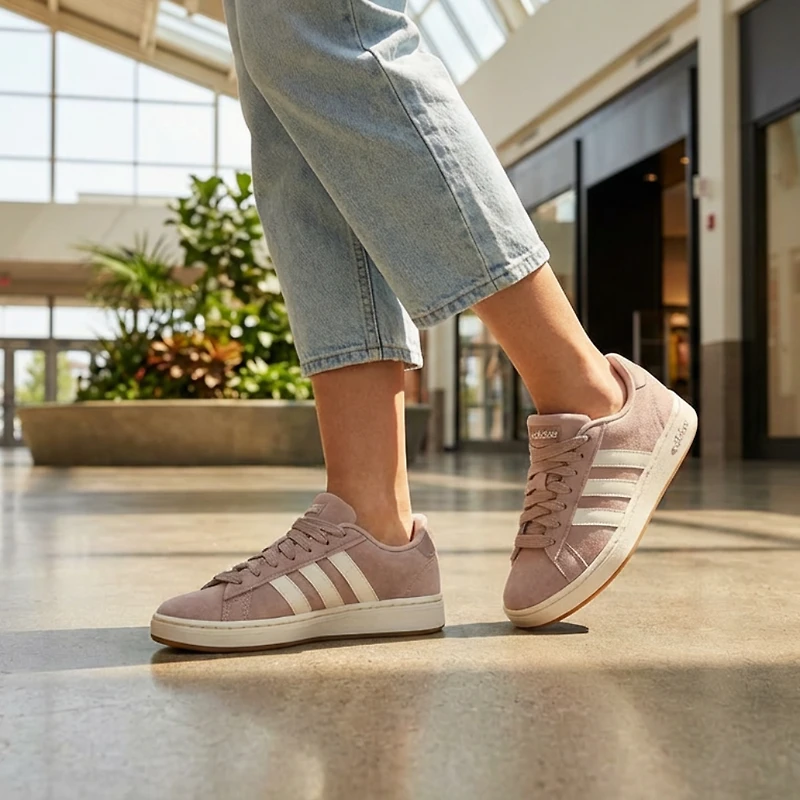 Women's Grand Court Alpha 00s Sneaker - Taupe/Off