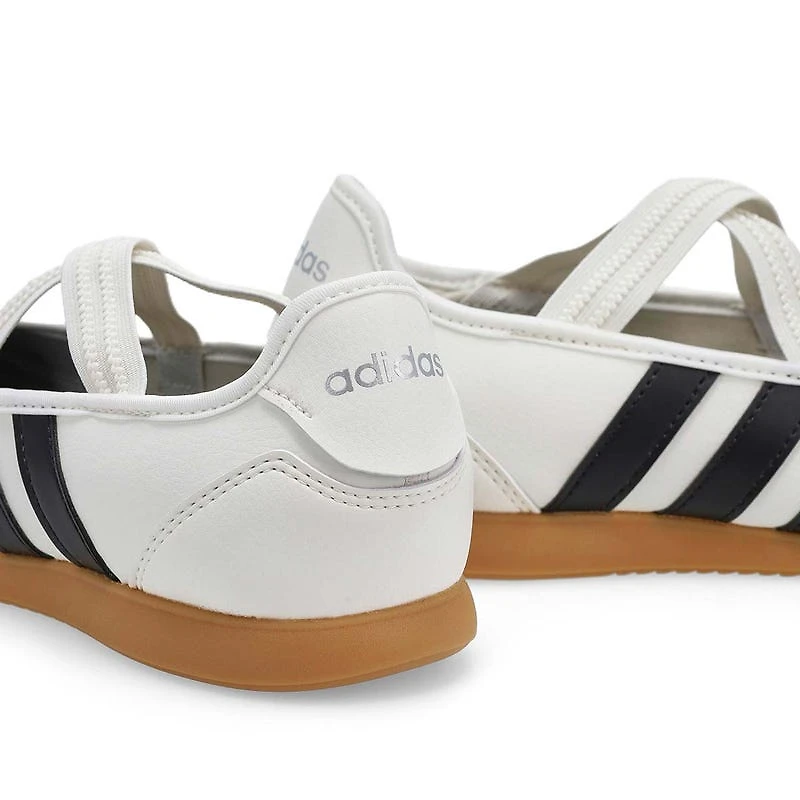 Girls' Barreda Mary Jane J Low Profile Sneaker