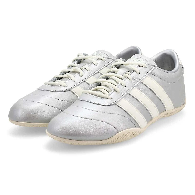 Women's Grand Court Lo Low Profile Sneaker