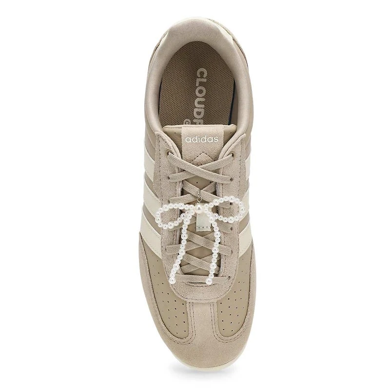Women's Barreda Lo Low Profile Sneaker