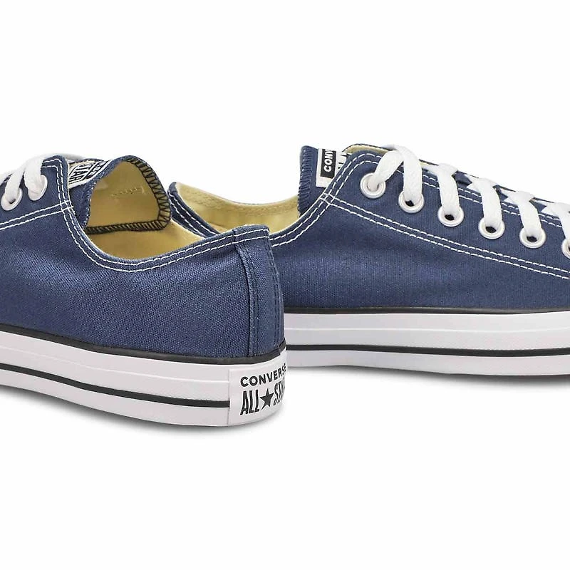 Men's Chuck Taylor All Star Leather Sneaker - Whit