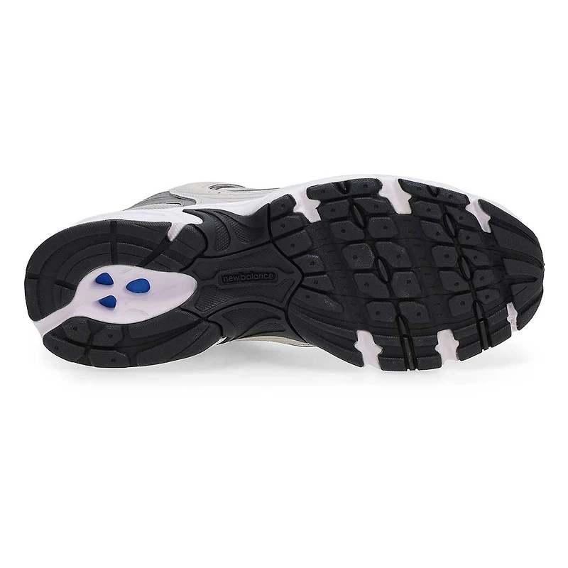 Women's 530 Lace Up Sneaker