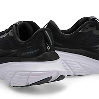 Women's Guide 18 Performance Sneaker