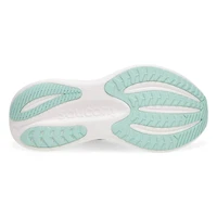 Women's Triumph 23 Performance Sneaker - Ivory/Mau