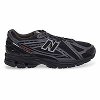 Men's 1906R Lace Up Sneaker - Silver Metallic/Blac