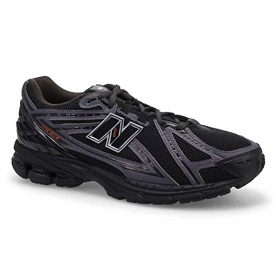 Men's 1906R Lace Up Sneaker - Silver Metallic/Blac