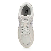 Men's 2002R Lace Up Sneaker - Sea Salt/Silver Meta