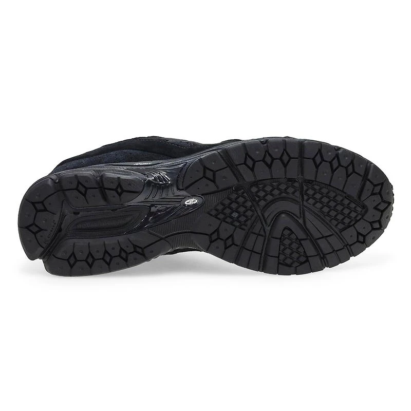 Men's 2002R Lace Up Sneaker - Sea Salt/Silver Meta