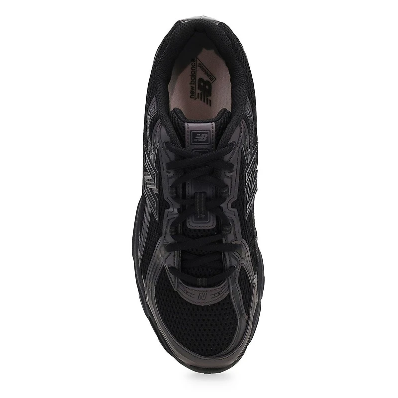 Men's 740 Lace Up Sneaker