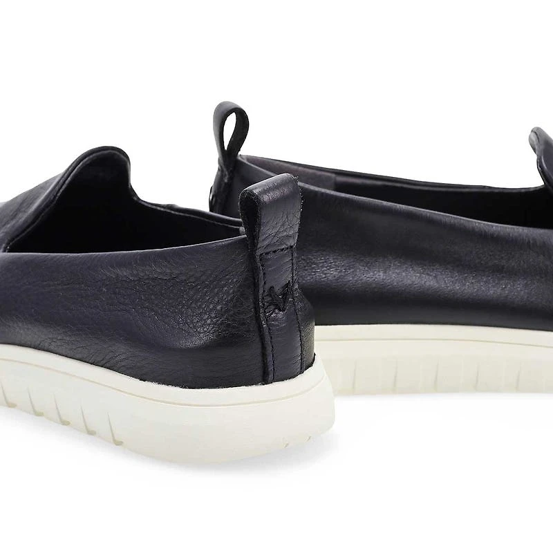 Women's Uptown Willa Casual Slip On Shoe