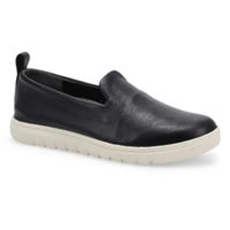 Women's Uptown Willa Casual Slip On Shoe - Black