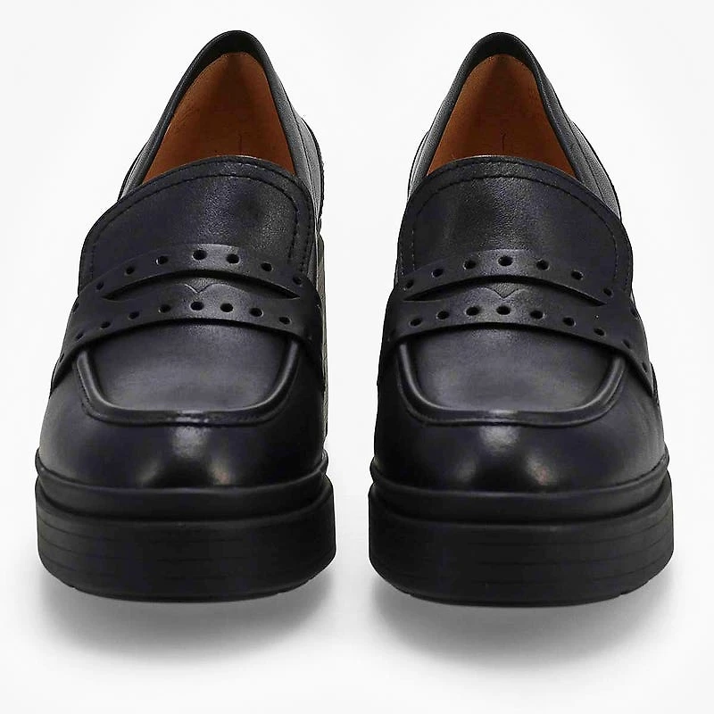 Women's  Pacy Heeled Penny Loafer - Black