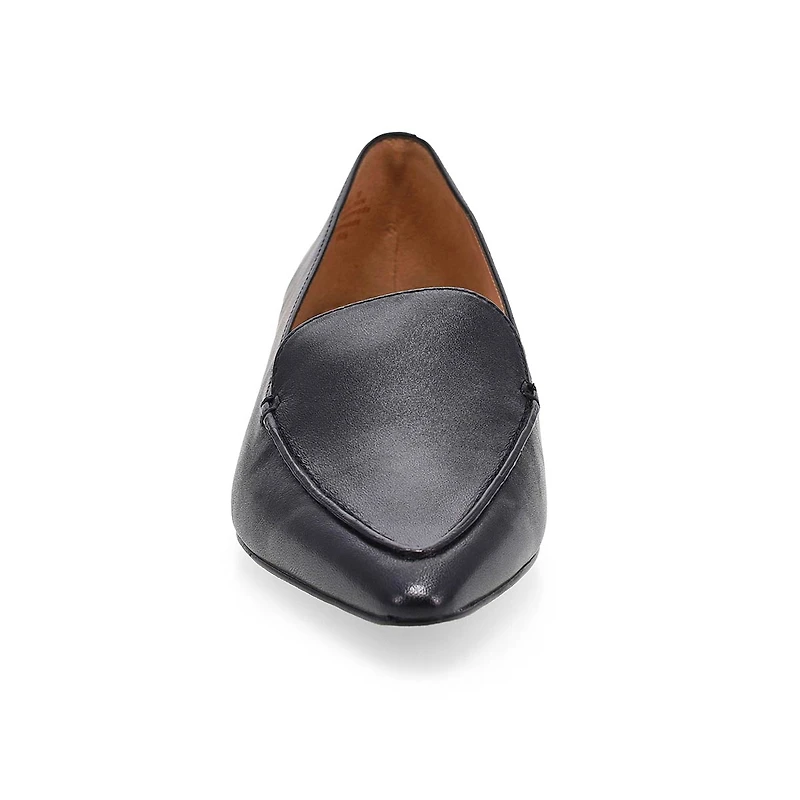 Women's Beatrice Heeled Loafer - Black