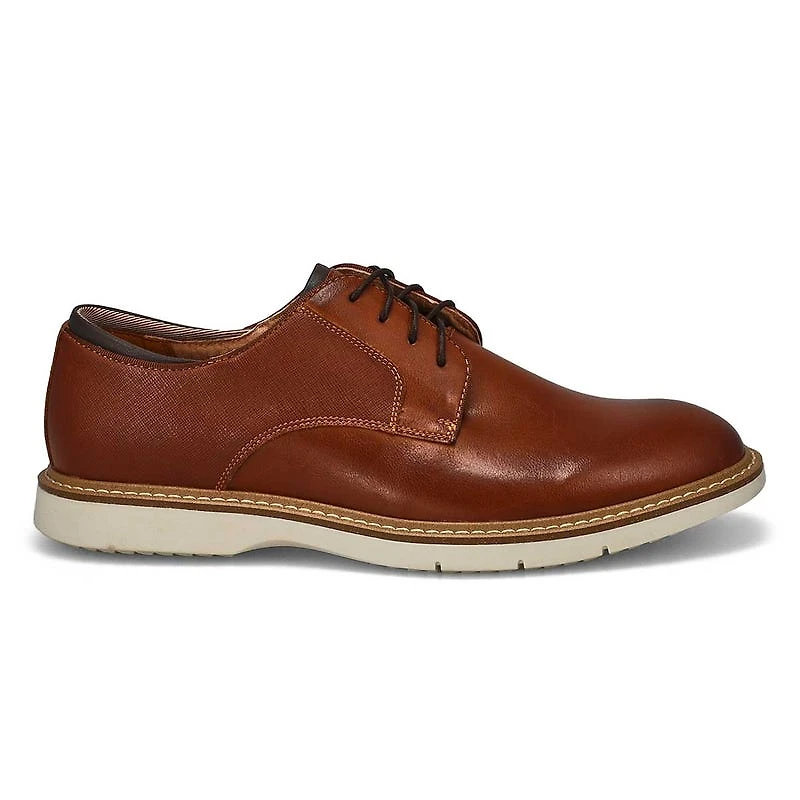 Men's Wayward Lace Up Casual Oxford
