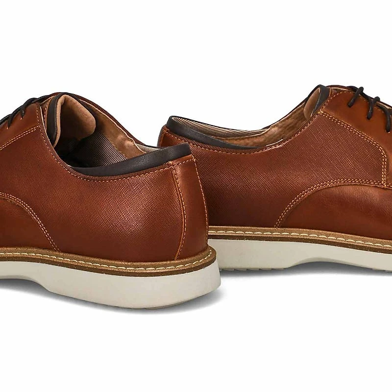 Men's Wayward Lace Up Casual Oxford