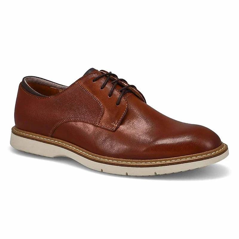 Men's Wayward Lace Up Casual Oxford