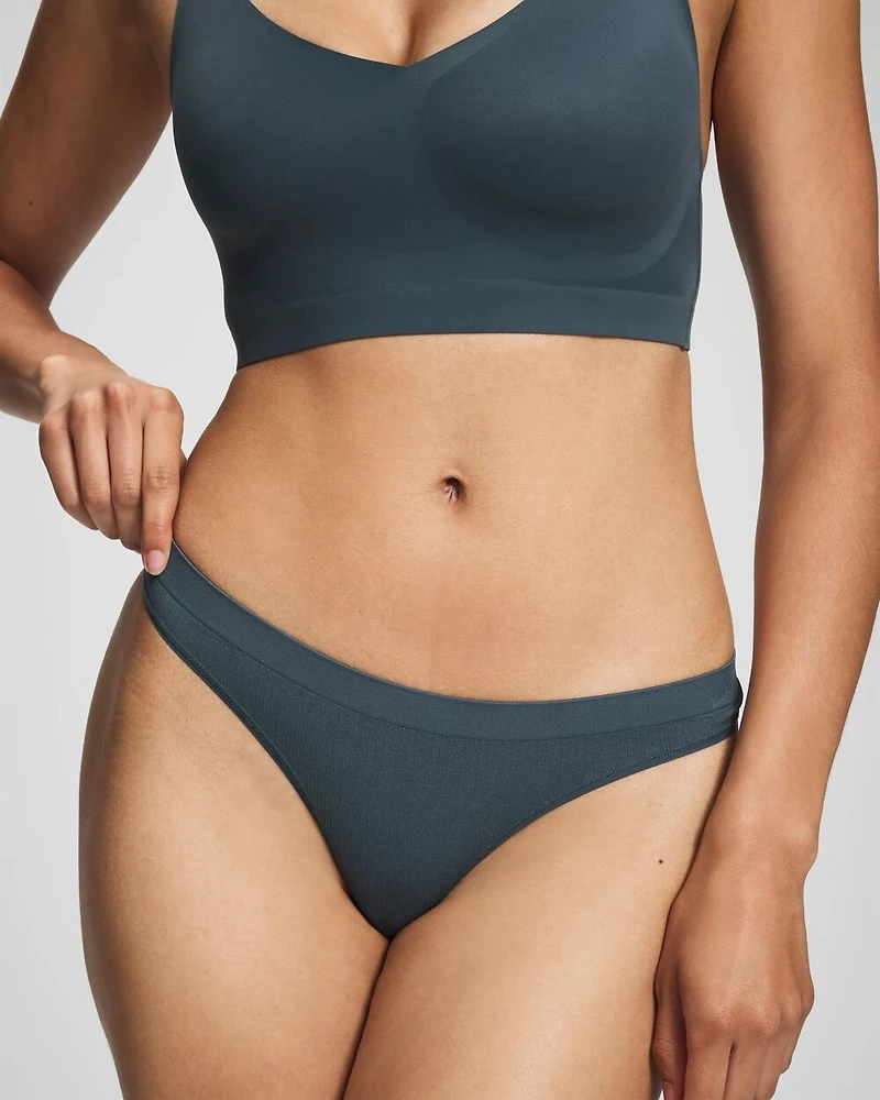 Seamless Rib Thong Panty