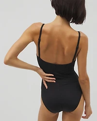 Twist-Front Keyhole One-Piece