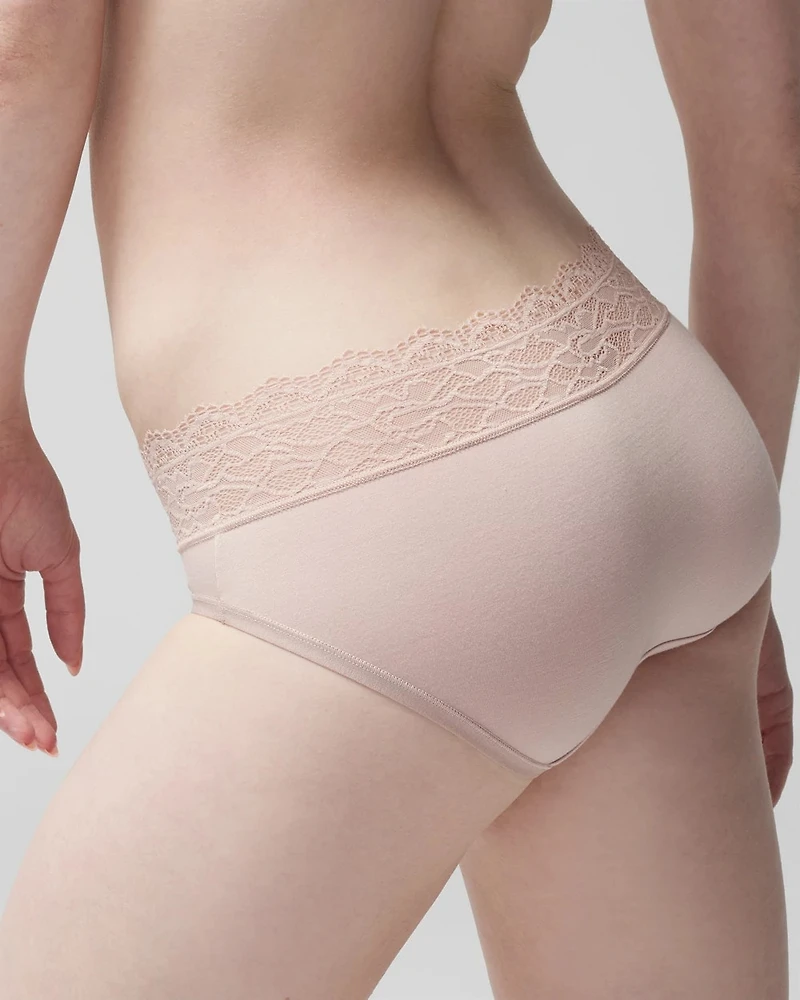 Hipster Panty with Enchanting Lace