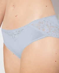 Hipster Panty with Signature Lace
