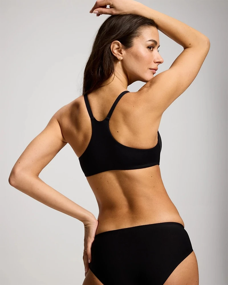 Front-Close Racerback Bra