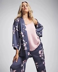 Short Robe