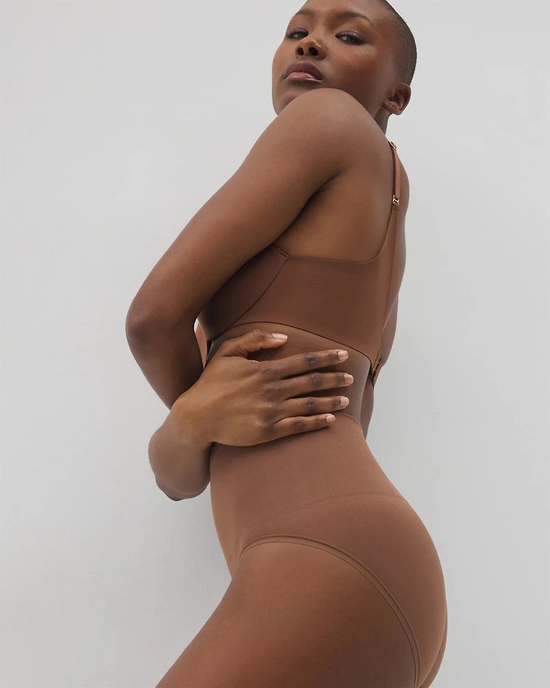 Mid-Level Shaping Seamless Brief
