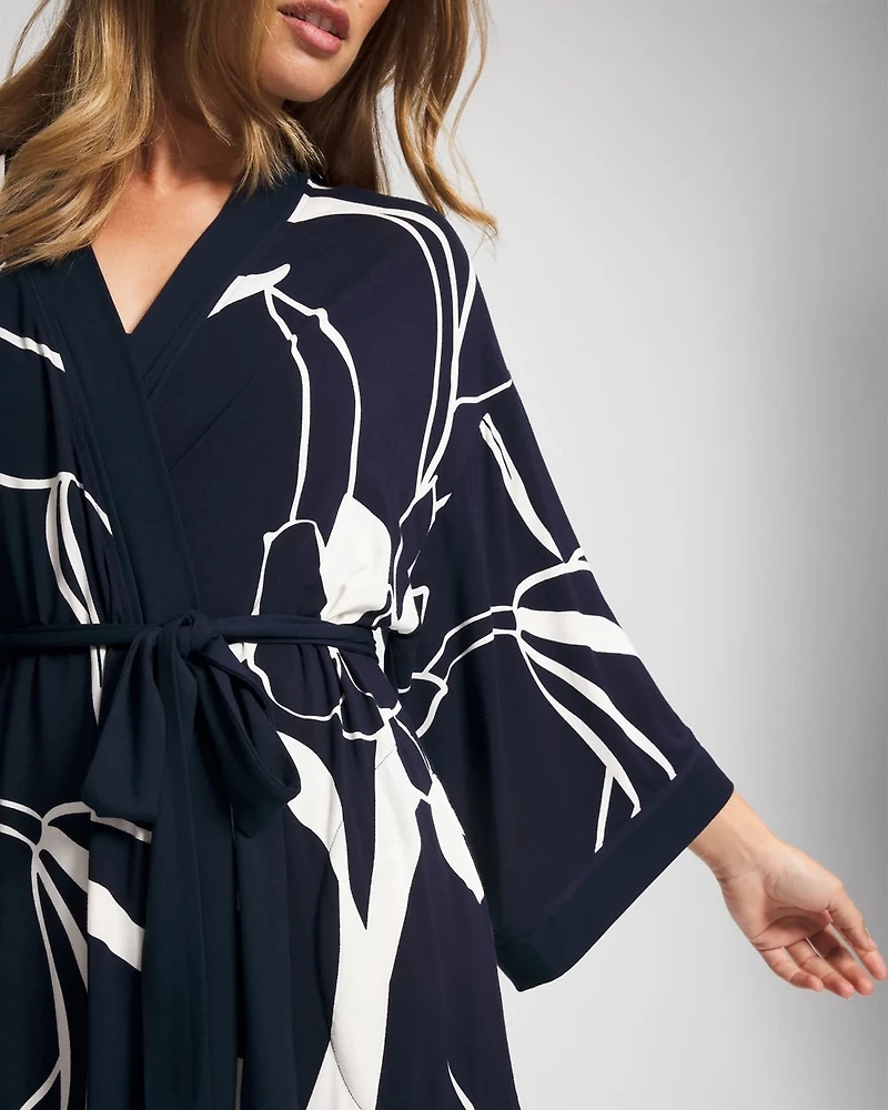 Short Robe