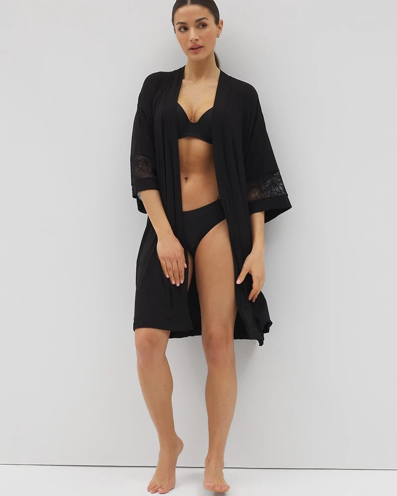 Robe With Lace