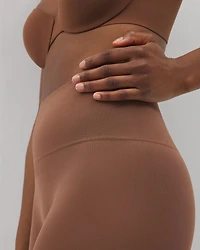 Mid-Level Shaping Seamless Shorts
