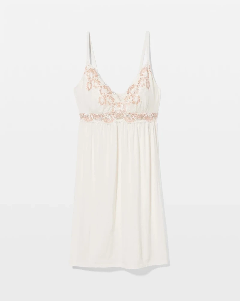 Soft Support Lace Chemise