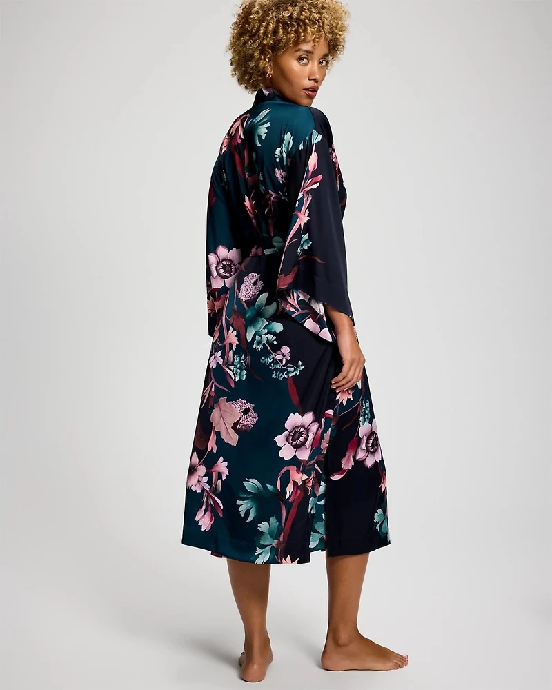 Relaxed Long Robe