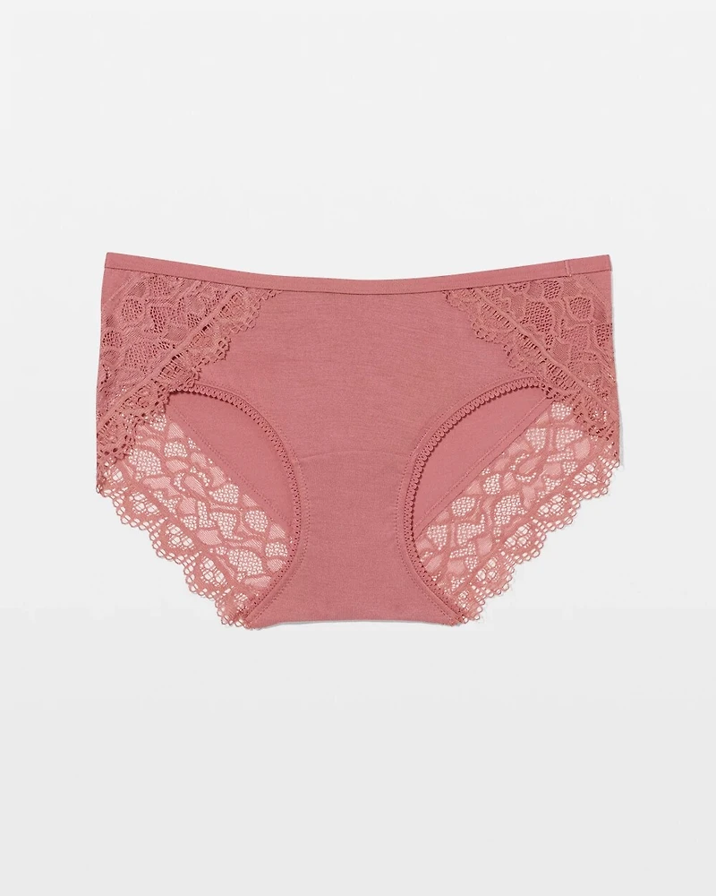 Hipster Panty with Enchanting Lace