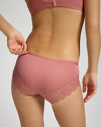 Hipster Panty with Enchanting Lace