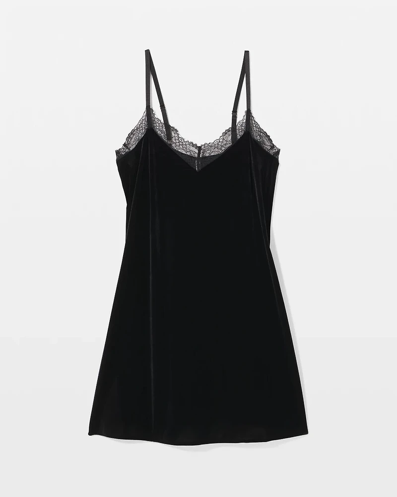 Lace Classic Chemise