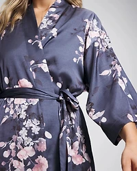 Short Robe