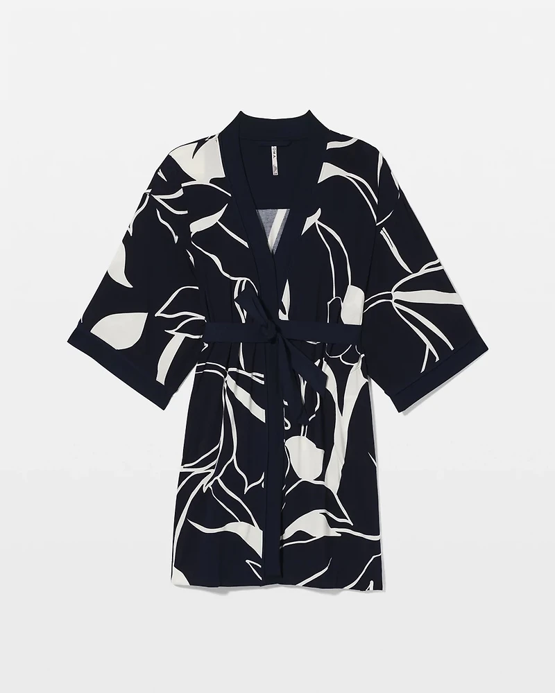 Short Robe
