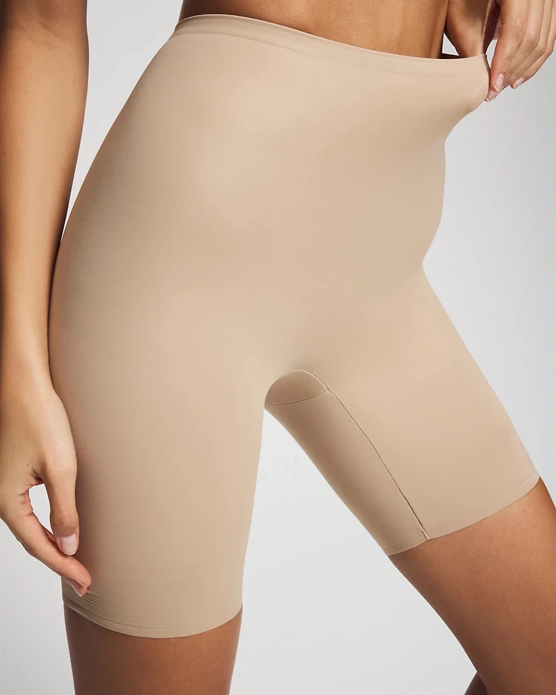 Mid Level Cooling High Waisted Short