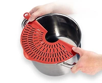 Passoire rouge thinkkitchen